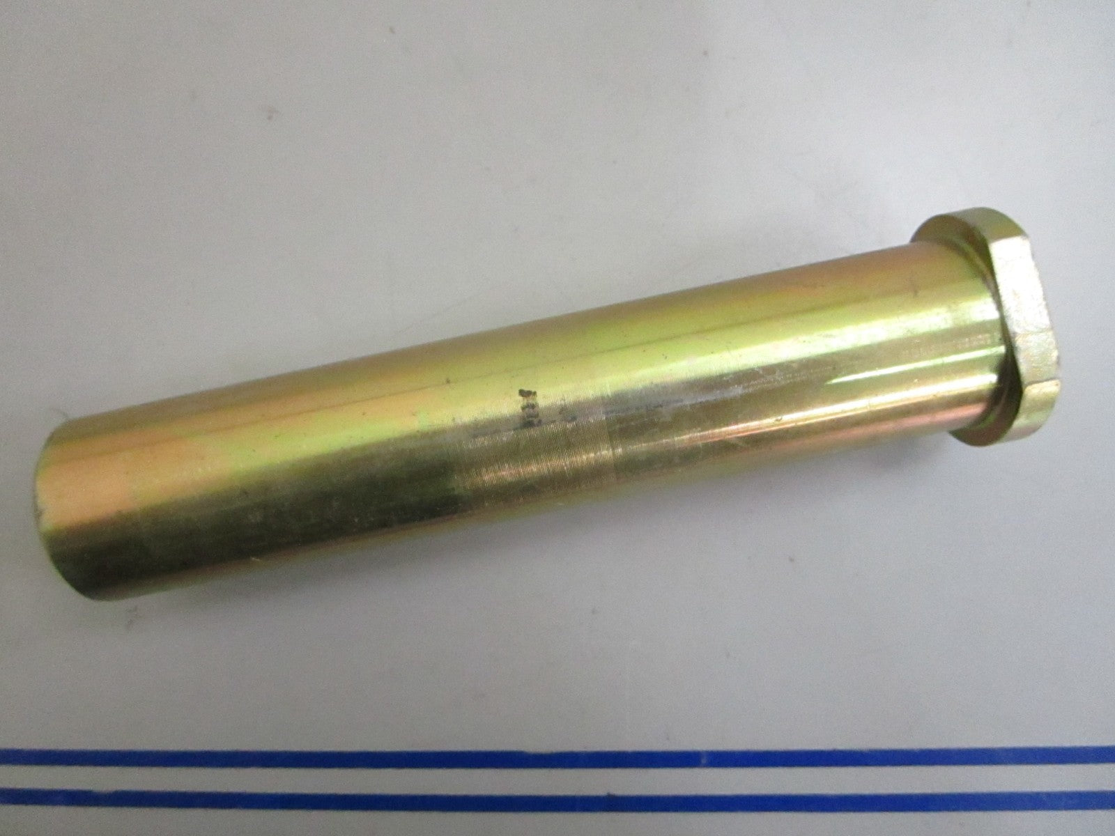 *NEW OEM* 0820 Bobcat Pivot Pin 6906640