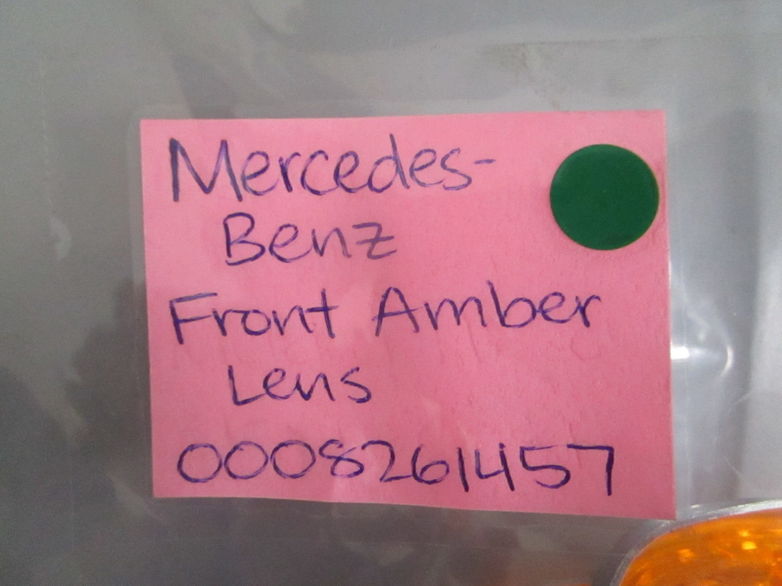 NEW OEM 0008261457 Mercedes-Benz Front Amber Lens 0820
