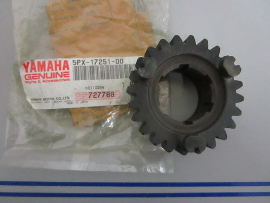 NEW OEM 5PX-17251-00-00 Yamaha 24T 5th Wheel Gear 0820
