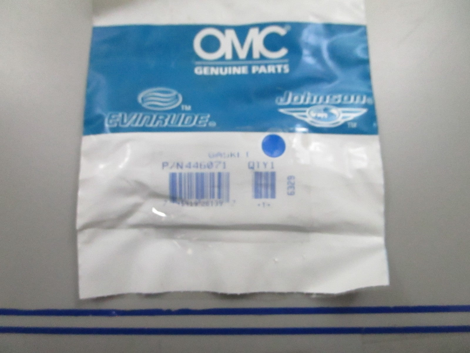 *NEW OEM* 0810 OMC Johnson Evinrude Gasket 446071 0446071