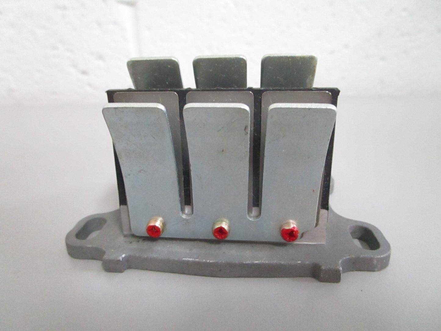 NEW OEM 34-81268M Mercury Mariner 1977 1978 60HP 2 Cyl Reed Assy 0820