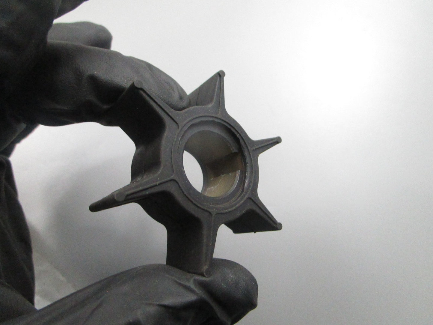 *NEW* 0810 Sierra Impeller 18-3249 Replaces: Honda 19210-ZV7-003