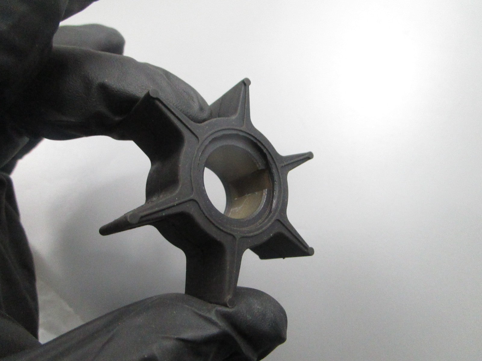*NEW* 0810 Sierra Impeller 18-3249 Replaces: Honda 19210-ZV7-003