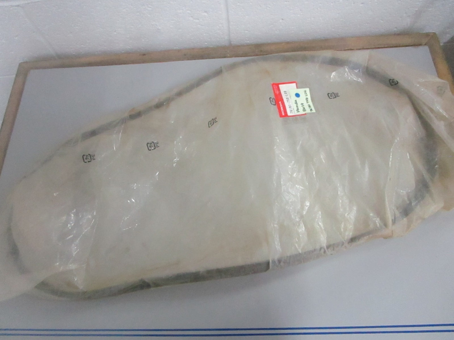 *NEW OEM* 0820 Honda Belt 76181-758-L00