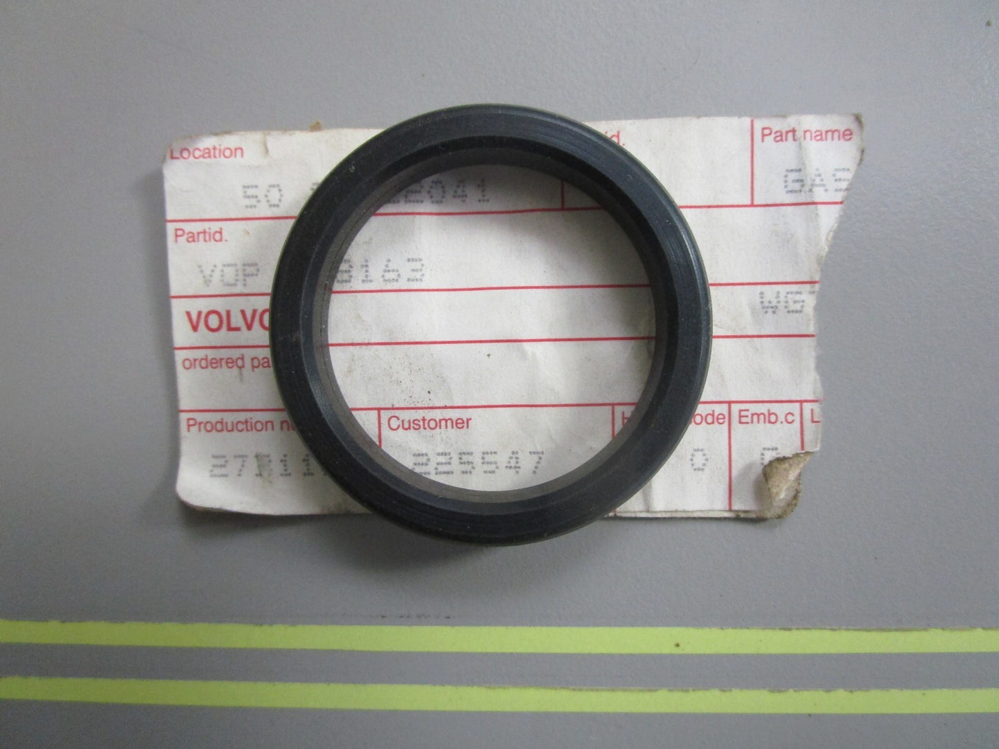 *NEW OEM* 0810 Volvo Penta Gasket 848163