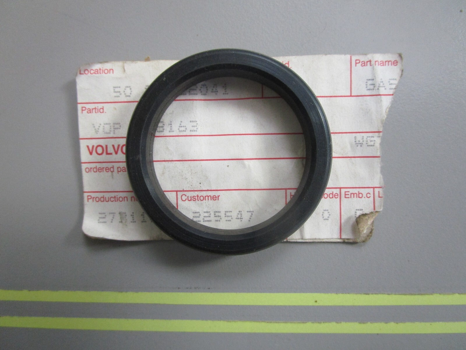 *NEW OEM* 0810 Volvo Penta Gasket 848163