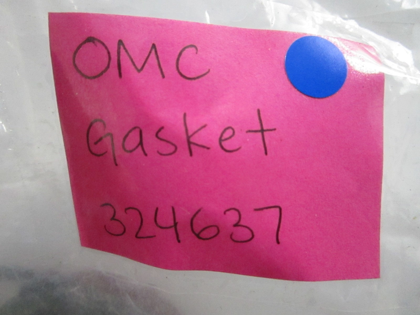 *NEW OEM* 0810 OMC Johnson Evinrude Gasket 324637 0324637