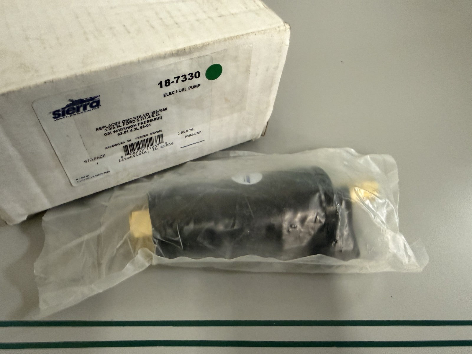 NEW 18-7330 Sierra Electric Fuel Pump Rep: 3857650 Volvo 0820