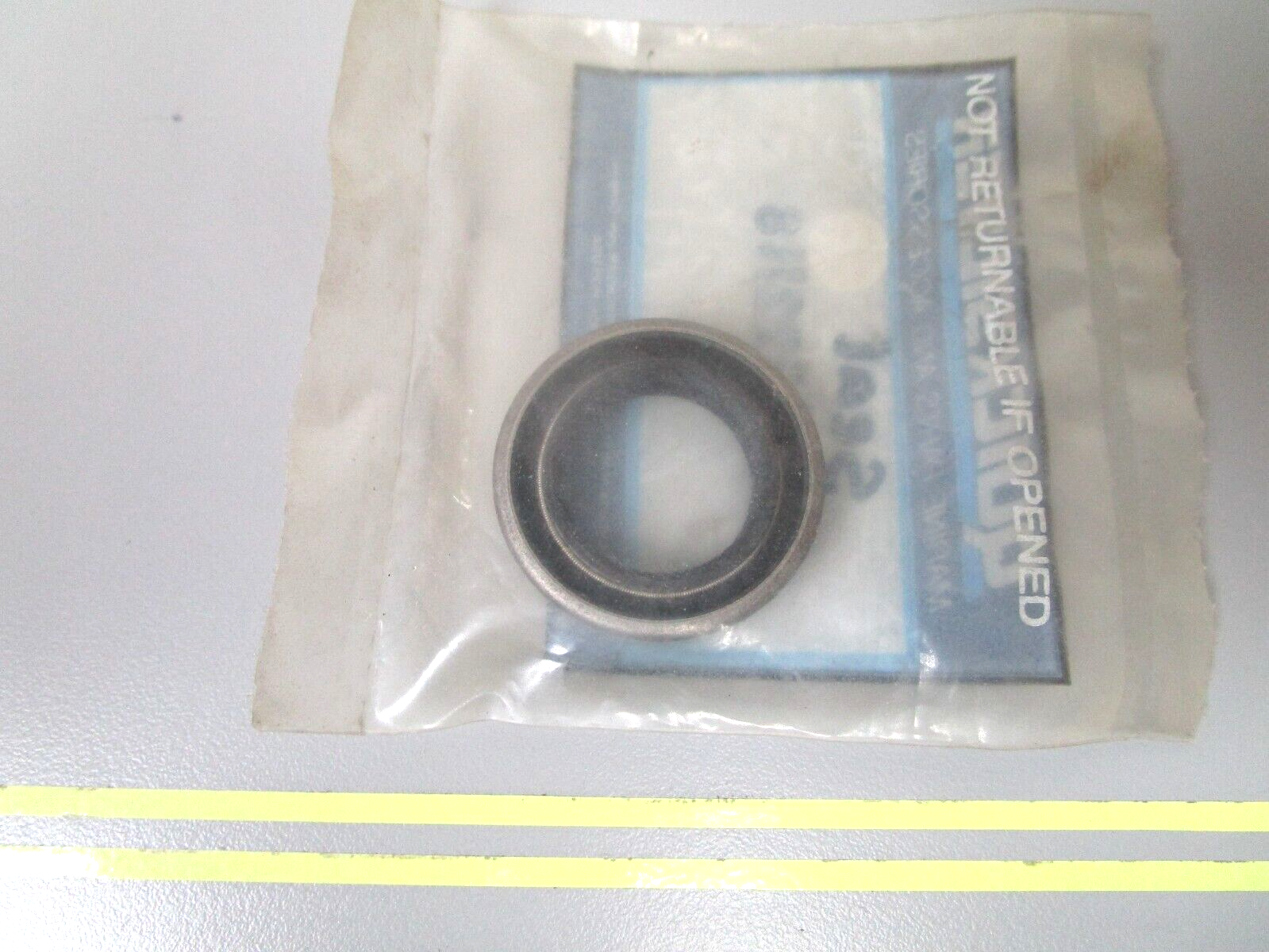 *NEW OEM* 0750 Mercury Quicksilver SEAL 26-F522118