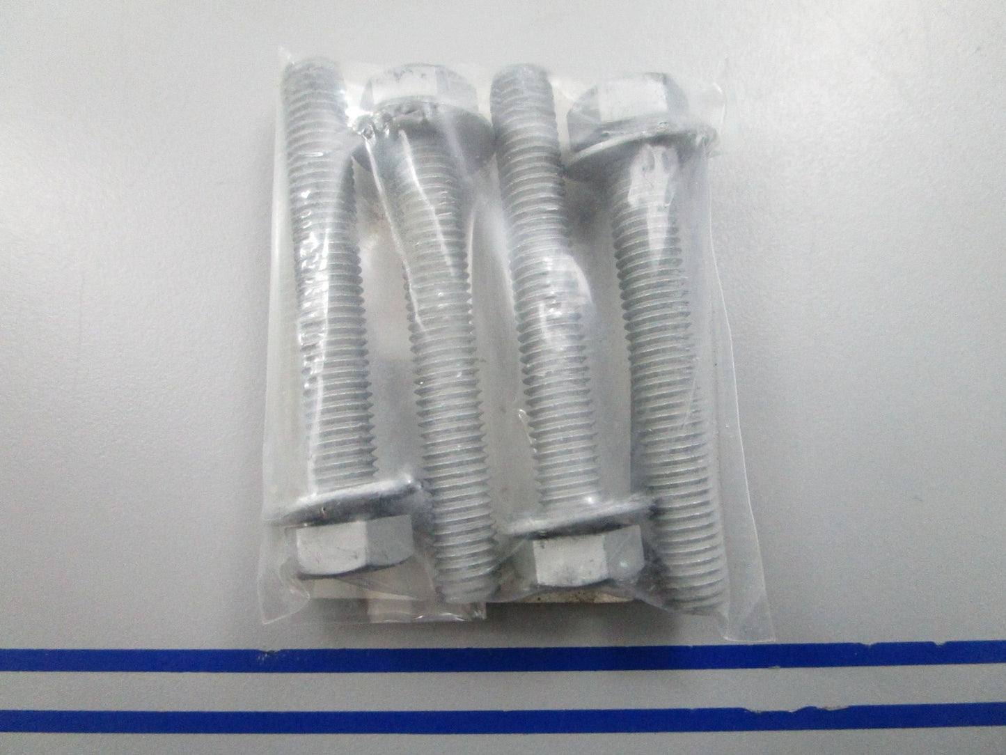NEW OEM (LOT OF 4) 9101E3-5855 Tohatsu Bolt 0810