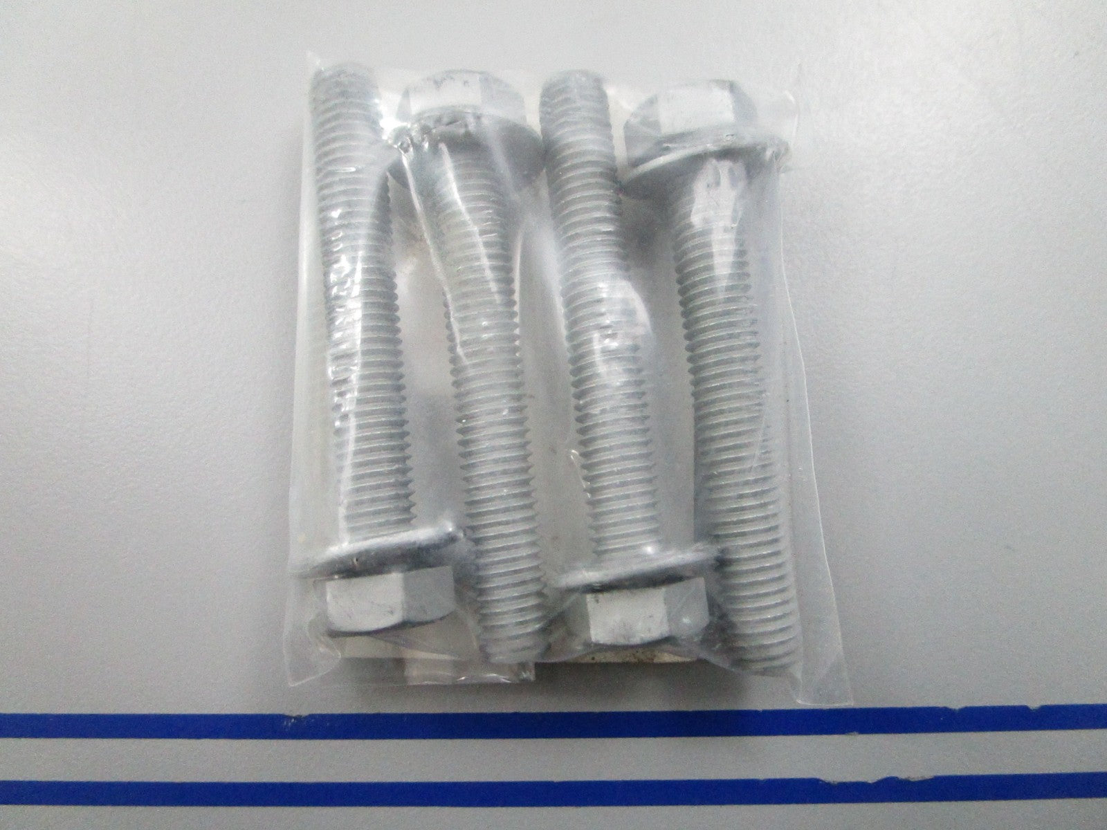 NEW OEM (LOT OF 4) 9101E3-5855 Tohatsu Bolt 0810
