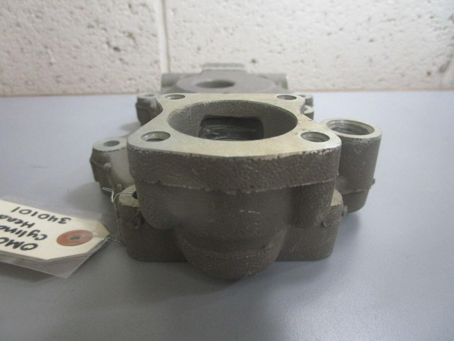 *NEW OEM* 0820 OMC Johnson Evinrude Cylinder Head 340101 0340101