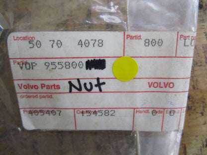 *NEW OEM* 0810 Volvo Penta Nut 955800