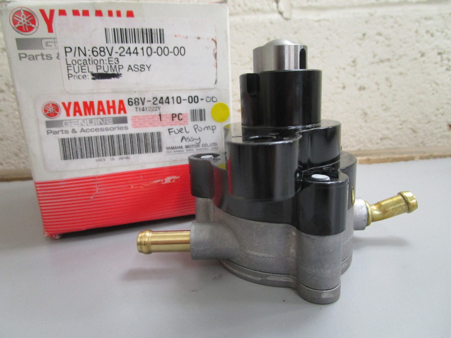 *NEW OEM* 0820 Yamaha Fuel Pump Assy 68V-24410-00-00
