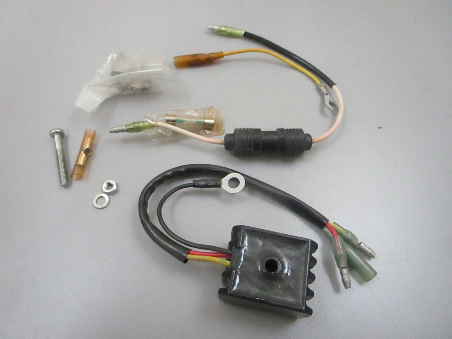 *NEW OEM* 0810 Suzuki Rectifier 32801-96304