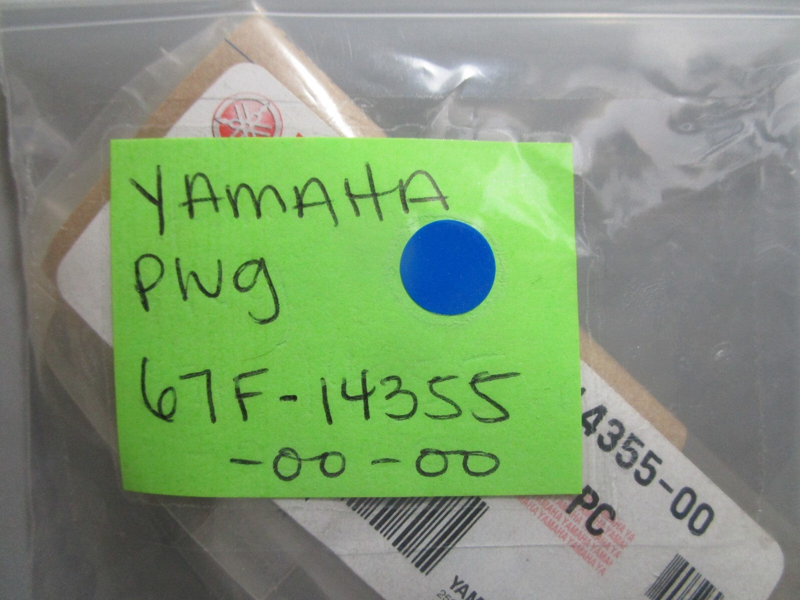 *NEW OEM* 0810 Yamaha Plug 67F-14355-00-00