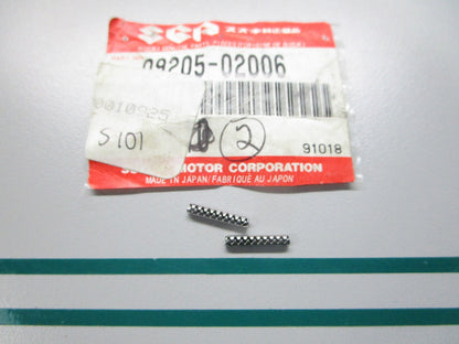 NEW OEM (LOT OF 2) 09205-02006 Suzuki Pin 0810