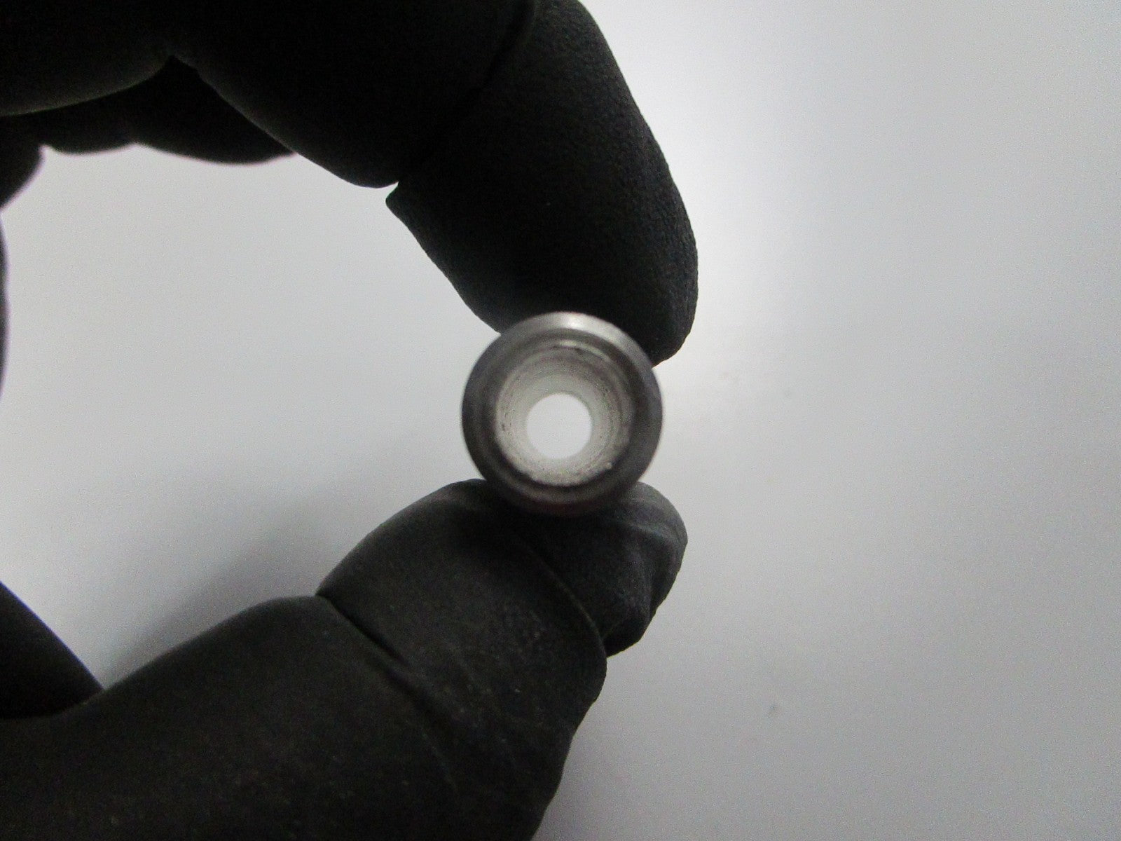 *NEW OEM* 0810 Volvo Penta Guide Sleeve 829867