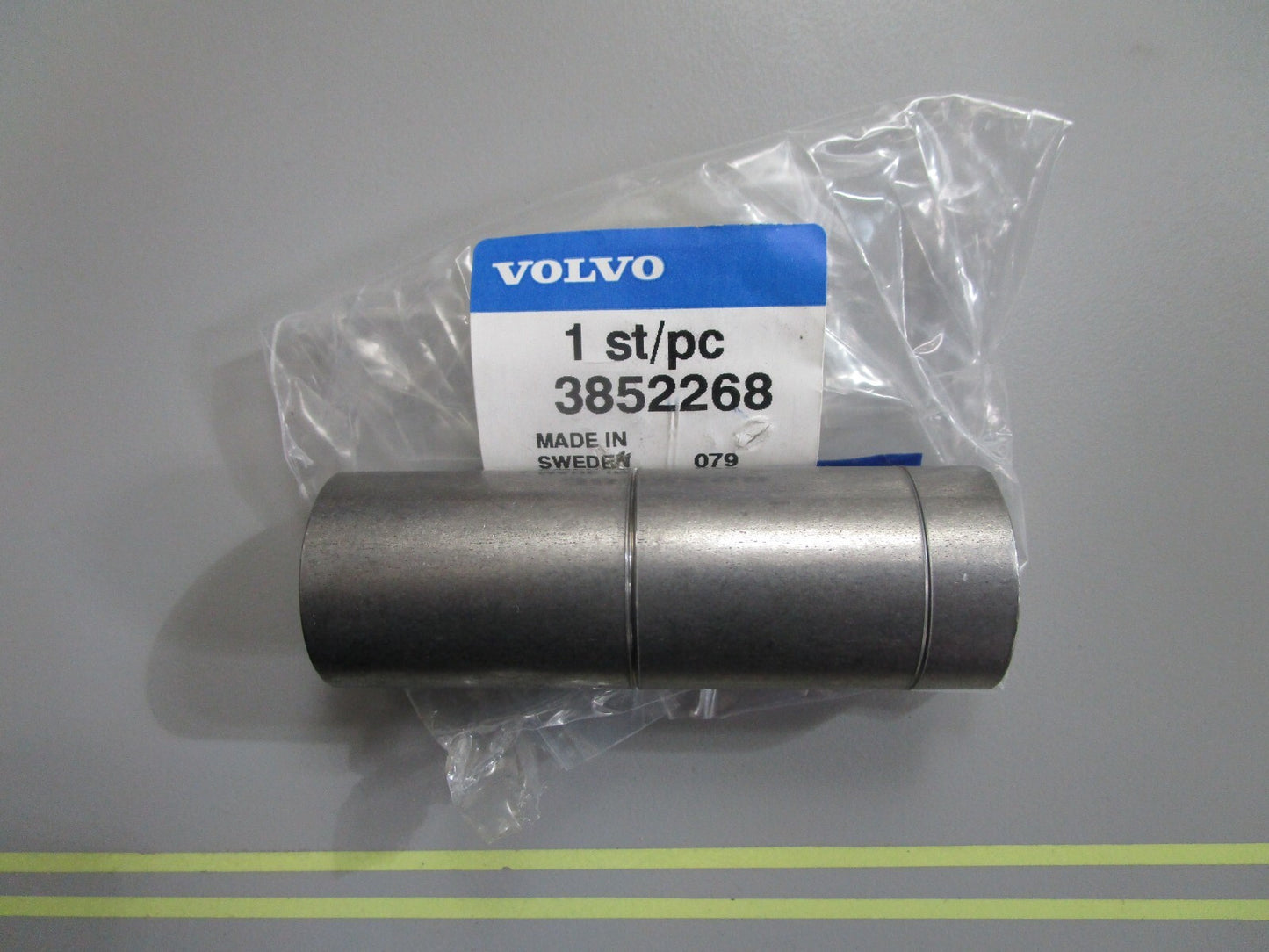 *NEW OEM* 0820 Volvo Penta 17 Splined Sleeve 3852268
