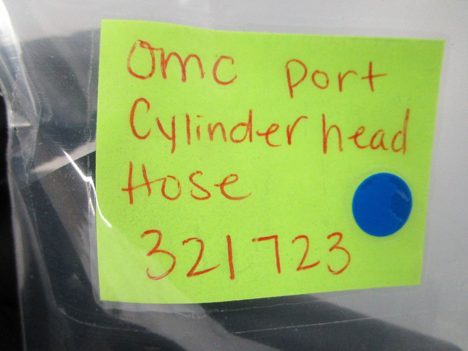 NEW OEM 321723 0321723 OMC Johnson Evinrude Port Cylinder Head Hose 0810