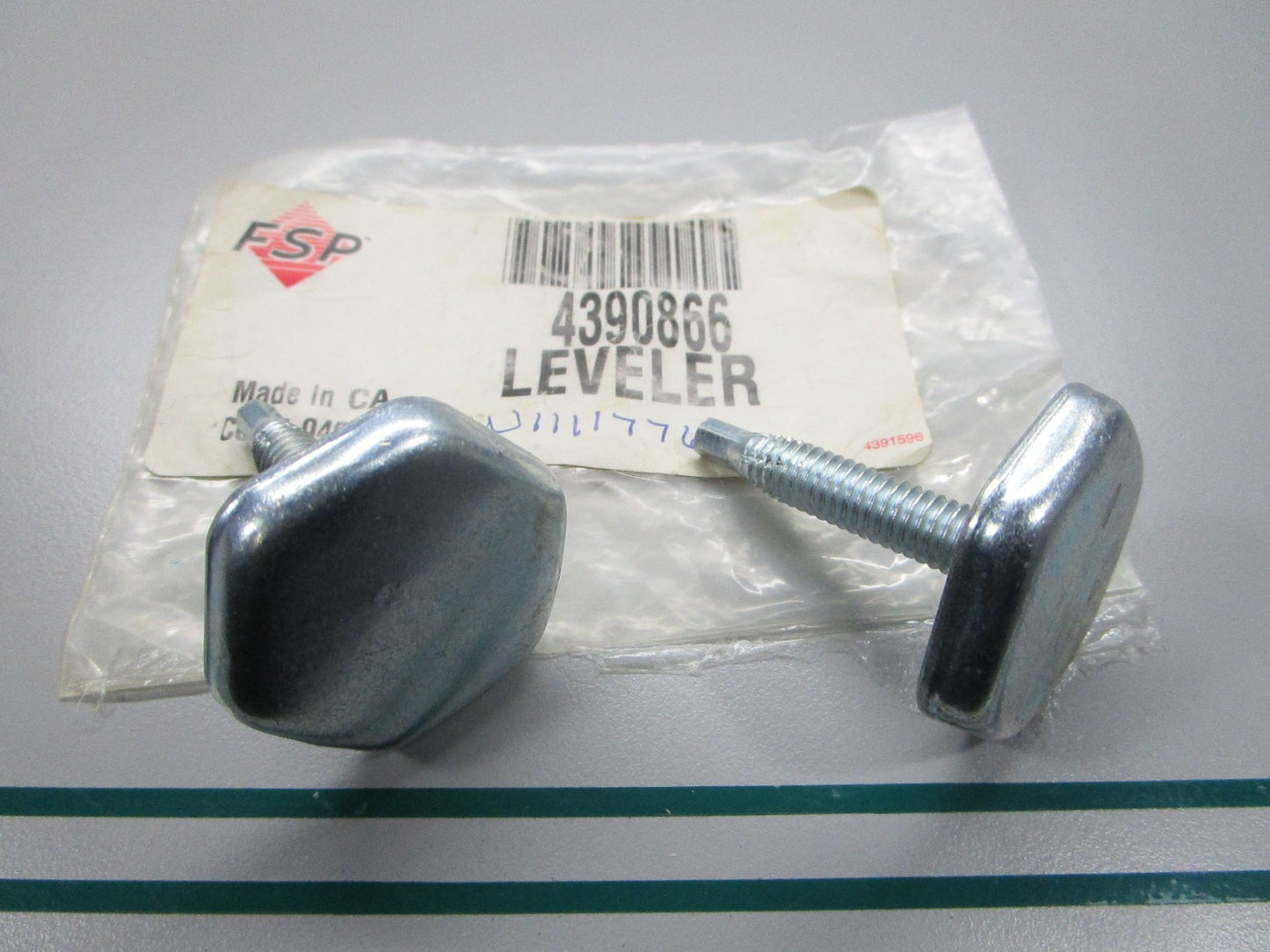 NEW OEM 4390866 Whirlpool Leveler Set 0810