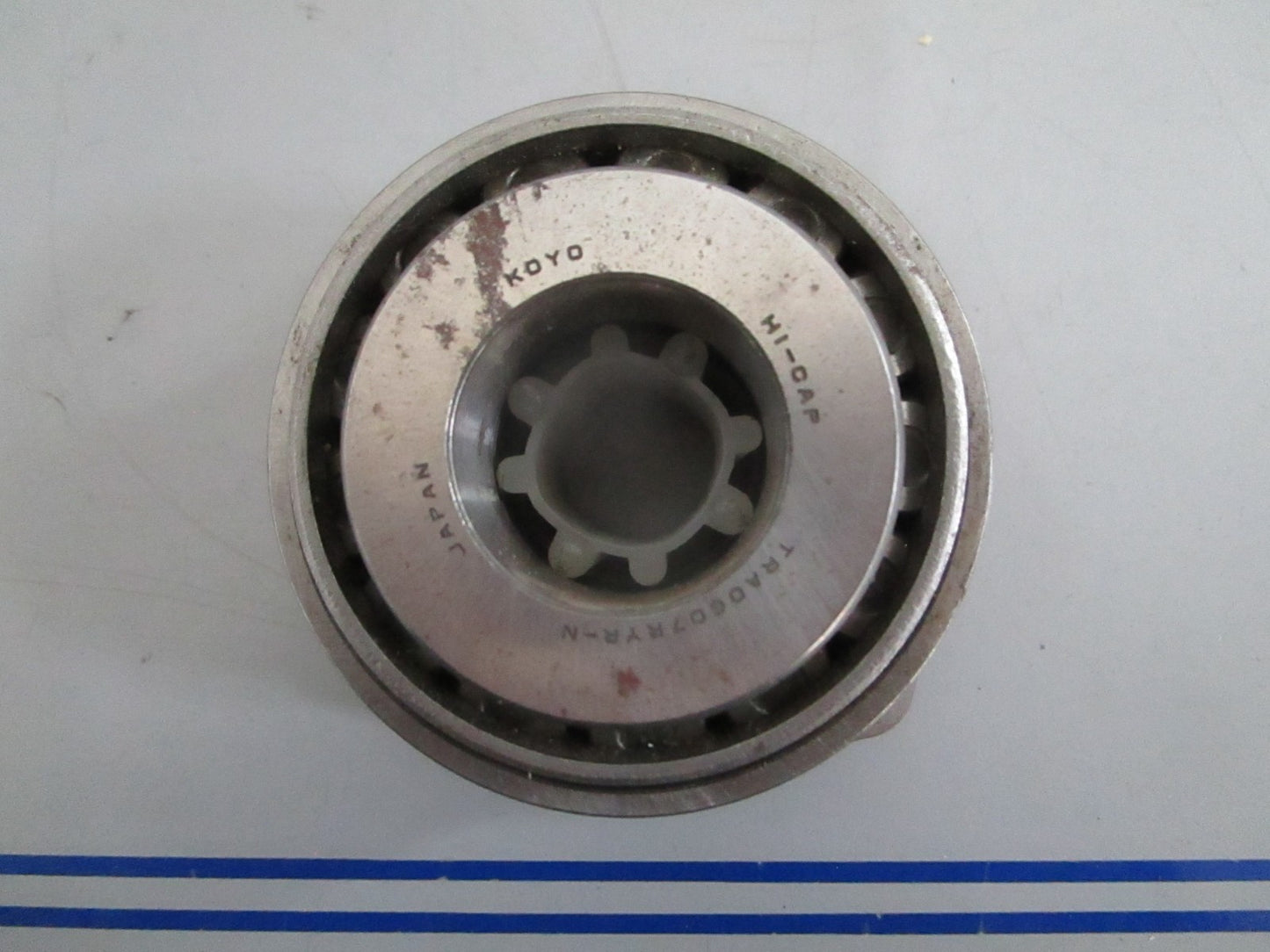 NEW OEM TRA0607RYR-N Koyo Tapered Roller Bearing 0820