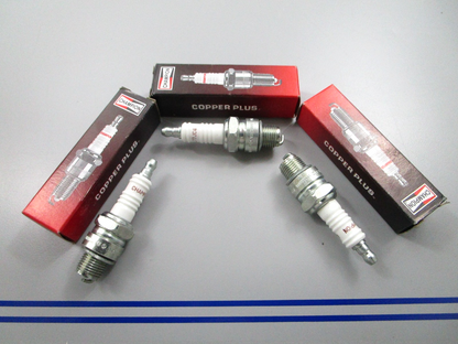 *NEW* (LOT OF 3) 0810 Champion Spark Plug L77JC4