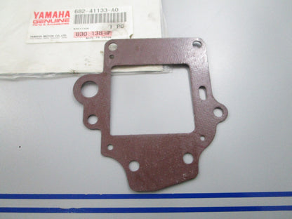 NEW OEM Yamaha 682-41133A0-00 Manifold Gasket 0810