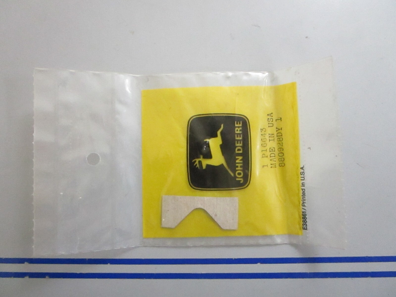 *NEW OEM* 0810 John Deere Shim P16643