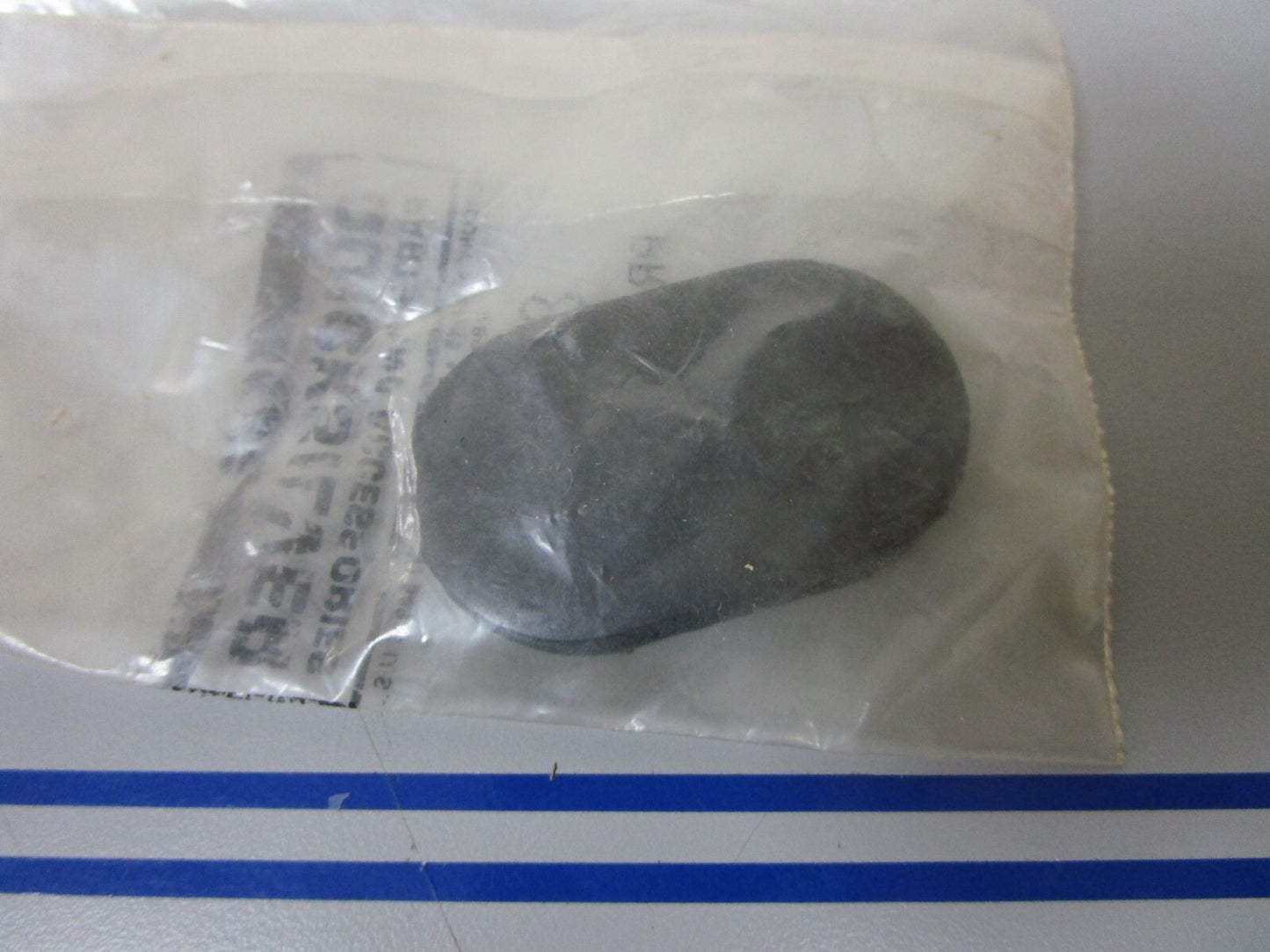 *NEW OEM* 0810 Mercury Quicksilver Cover 80997M