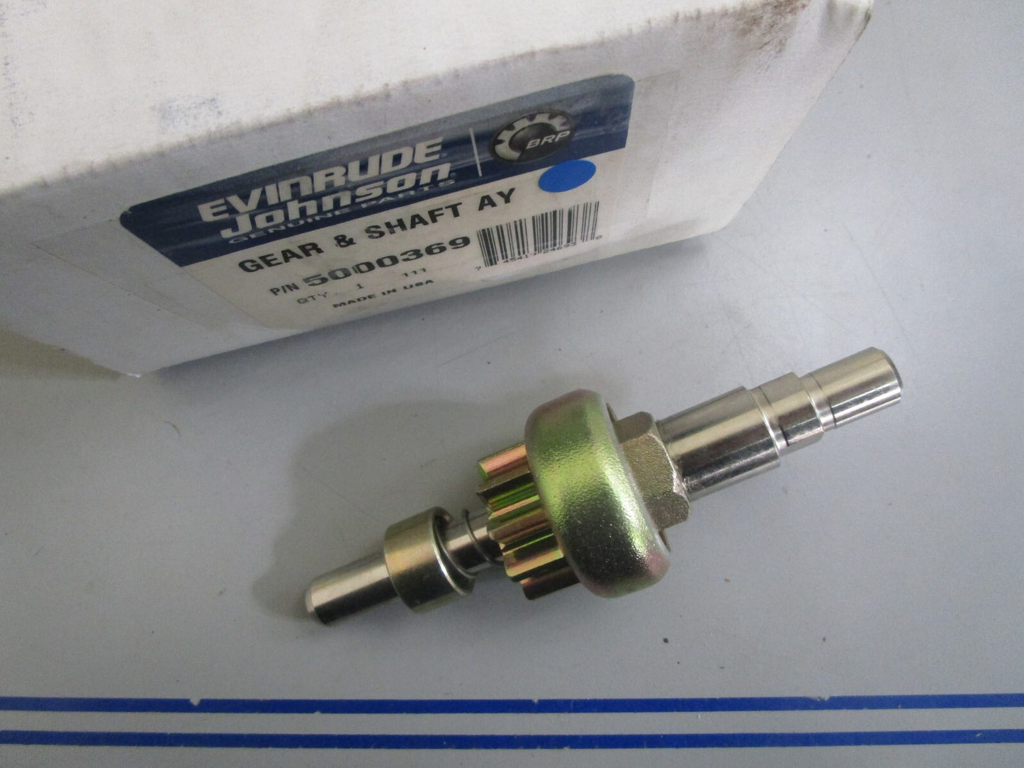 *NEW OEM* 0820 OMC Johnson Evinrude Gear & Shaft Ay 5000369