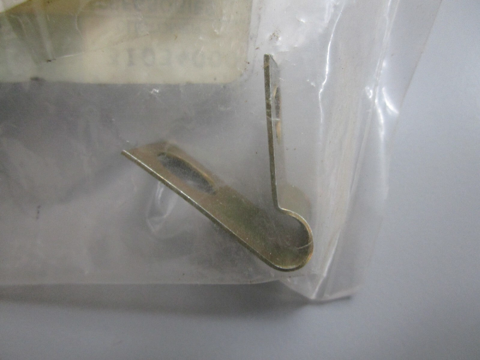 *NEW OEM* 0810 Volvo Penta Clamp 940374-2