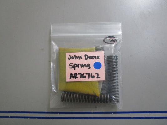 *NEW OEM* 0810 John Deere Spring AR76762
