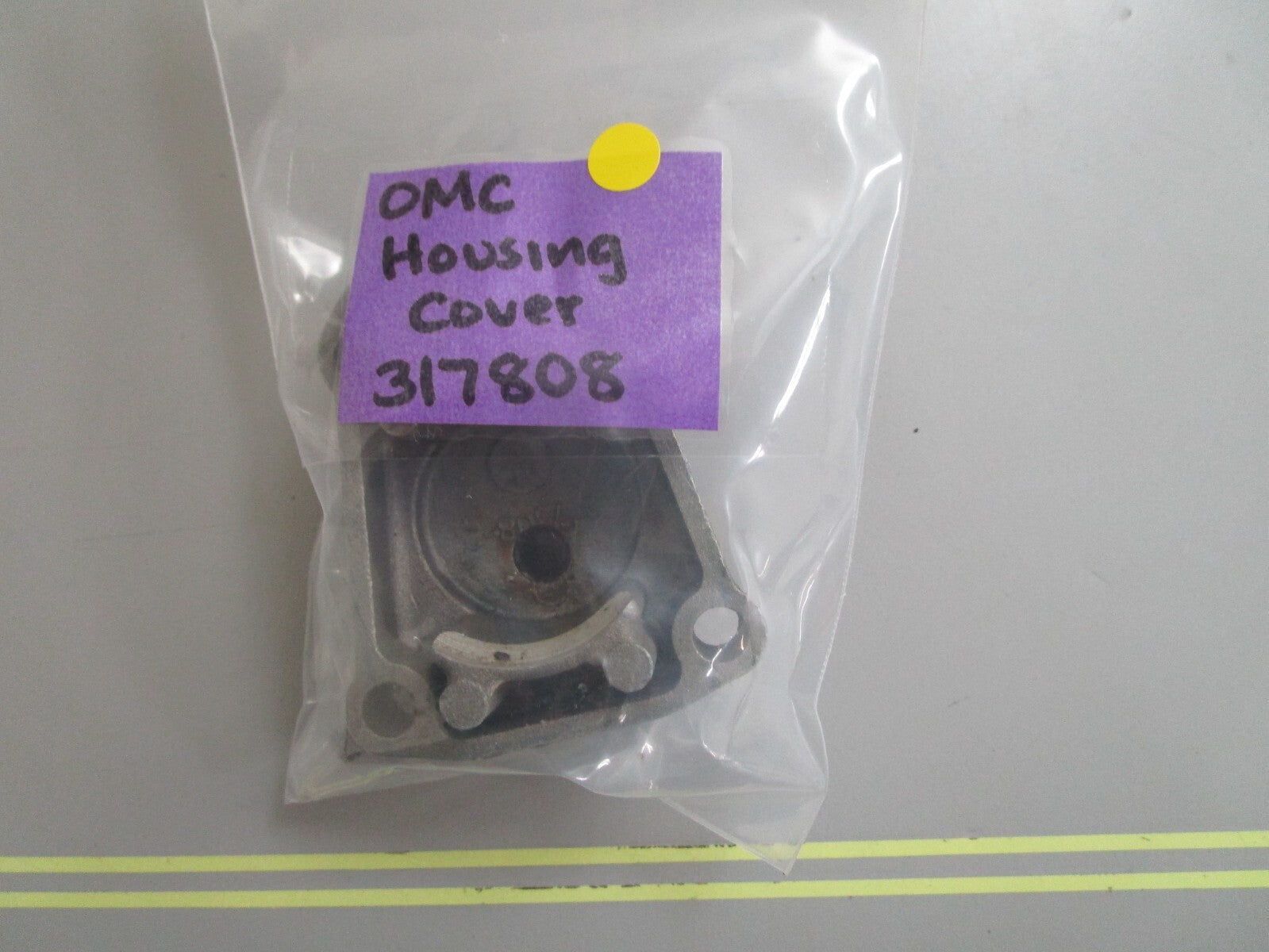 *NEW OEM* 0810 OMC Johnson Evinrude Housing Cover 317808 0317808
