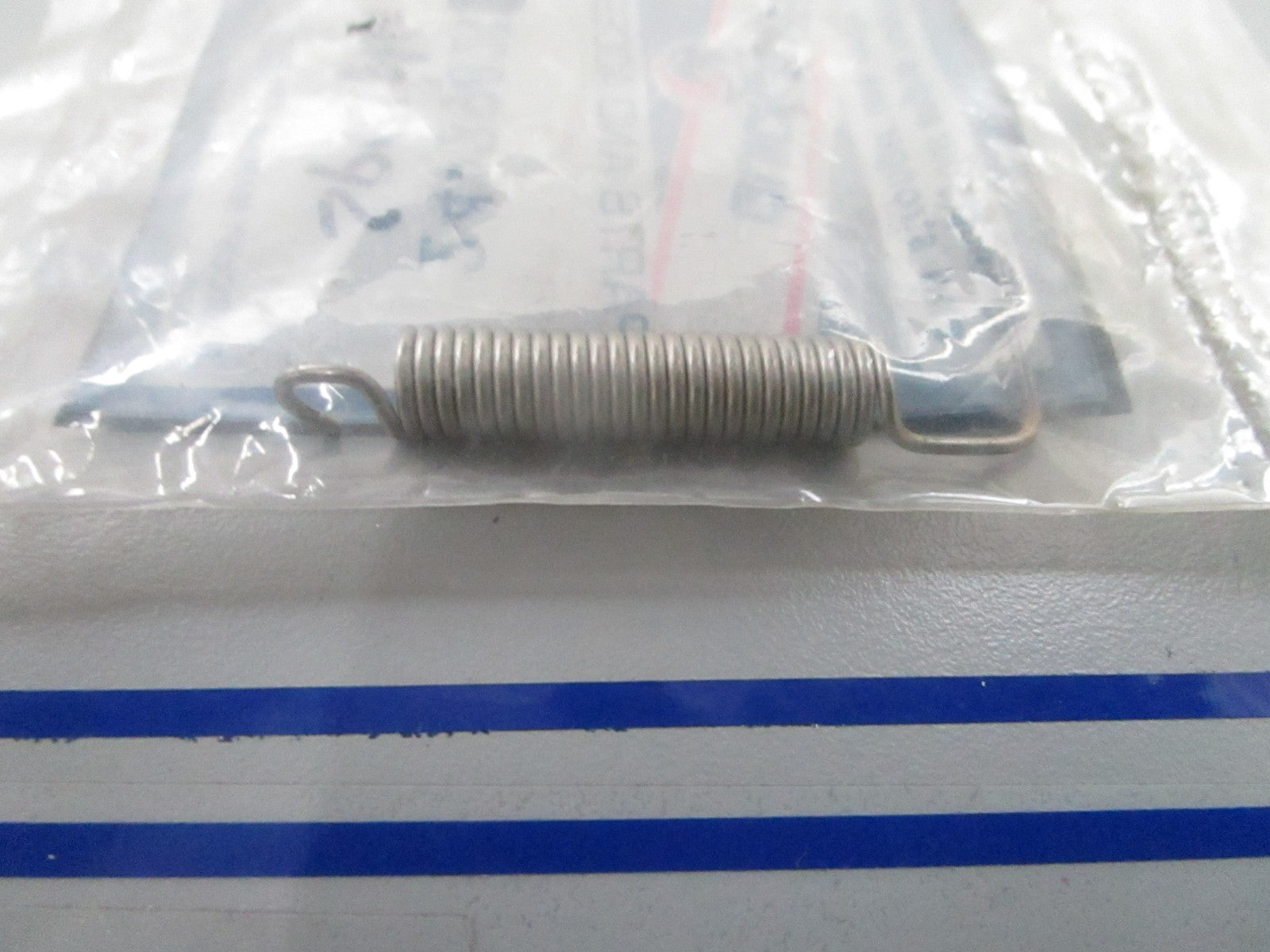 *NEW OEM* 0810 Mercury Quicksilver Spring 24-29821