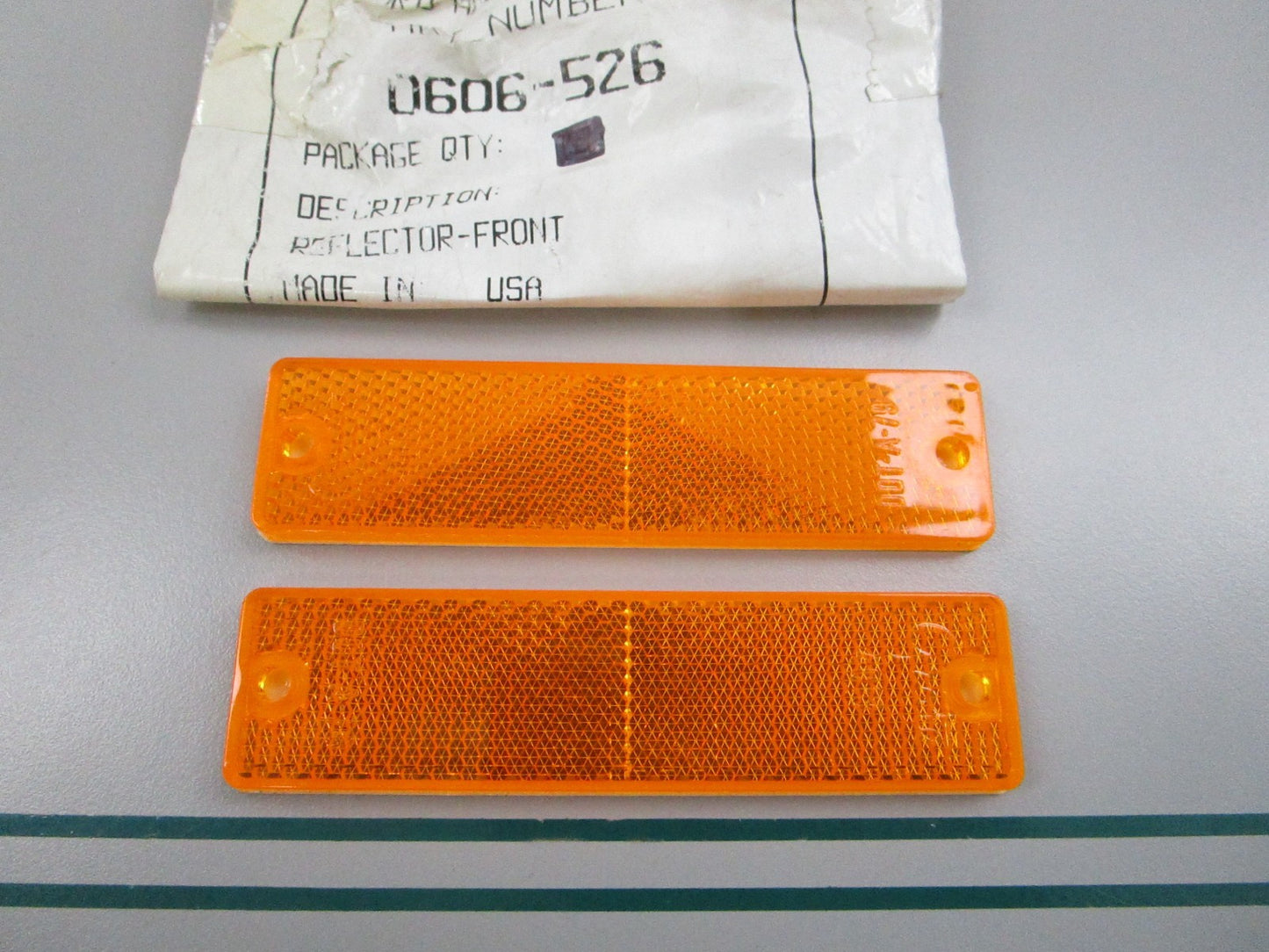 NEW OEM (LOT OF 2) 0606-526 Arctic Cat Front Reflector 0810
