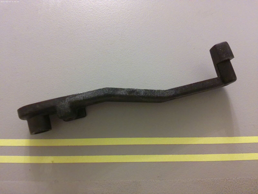*NEW OEM* 0810 OMC Johnson Evinrude Arm 910152 0910152