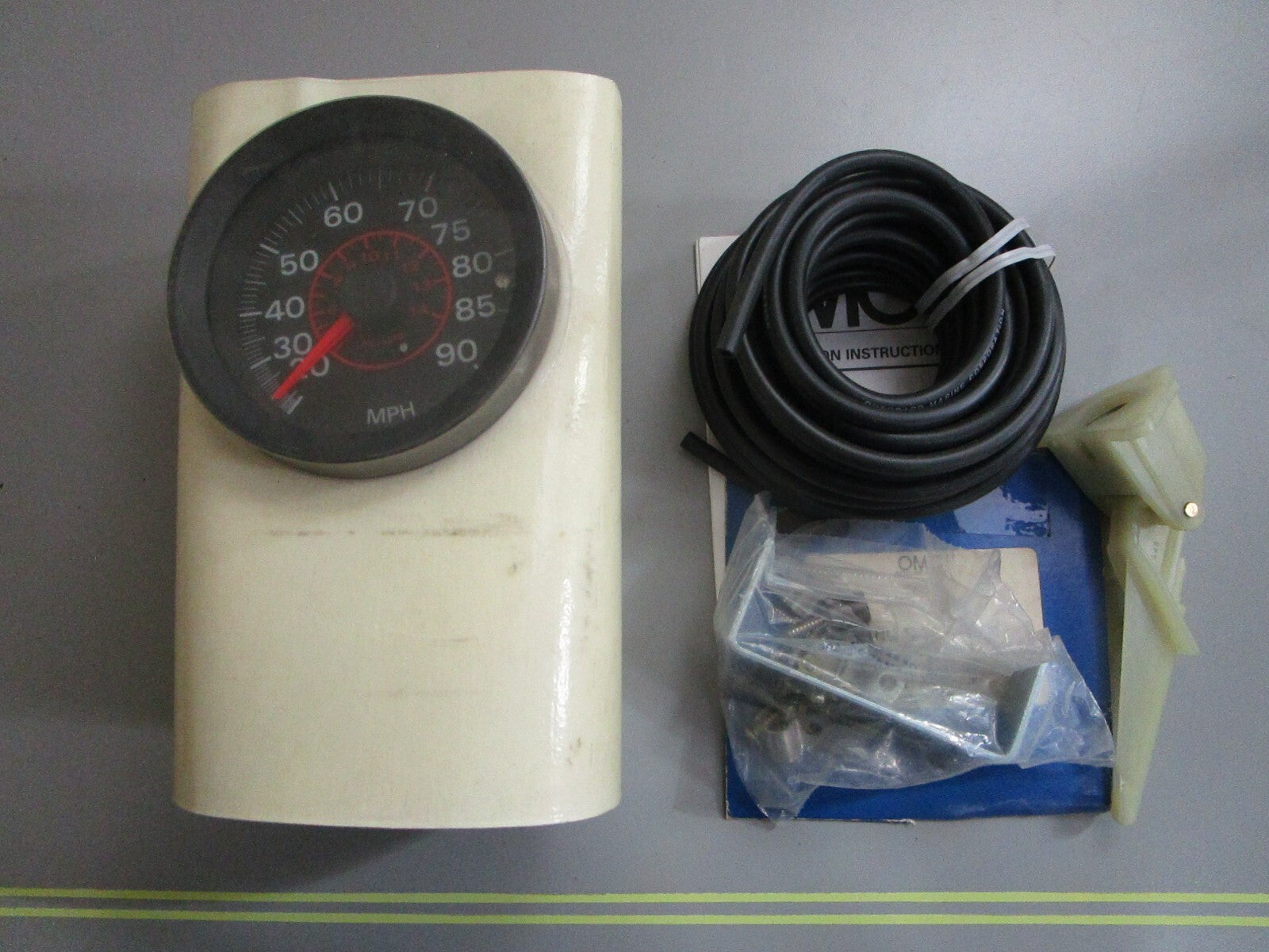 *NEW OEM* 0820 OMC Tech Series 0-90MPH Speedometer 174820 0174820