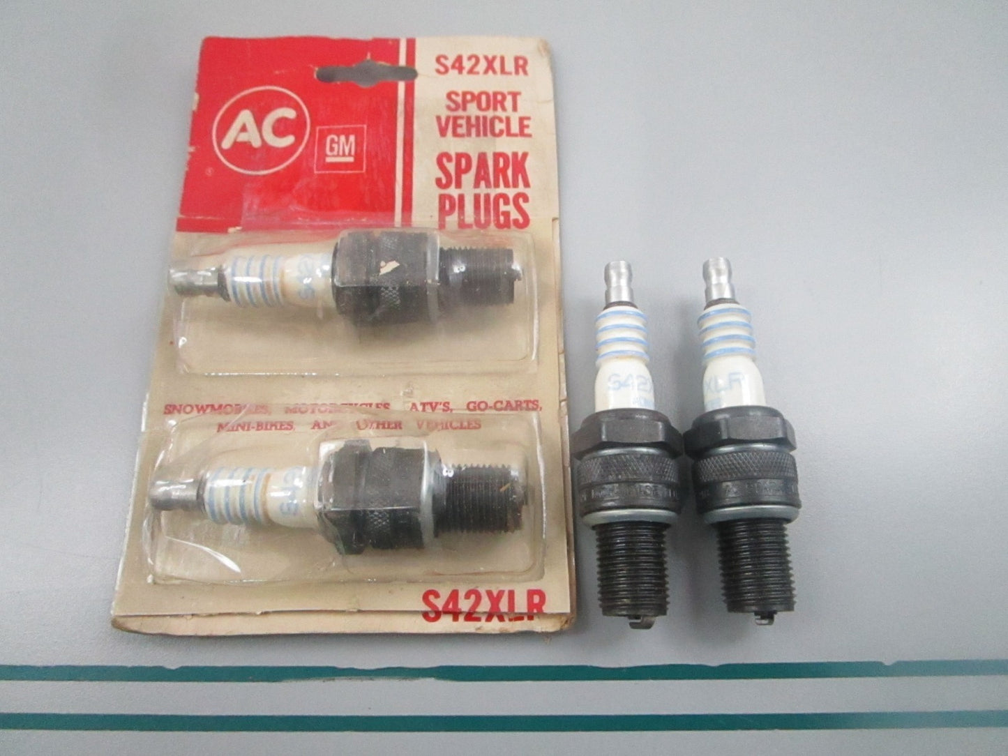 ACDelco  S42XLR Marine Spark Plug (LOT OF 4) NEW OEM 0810