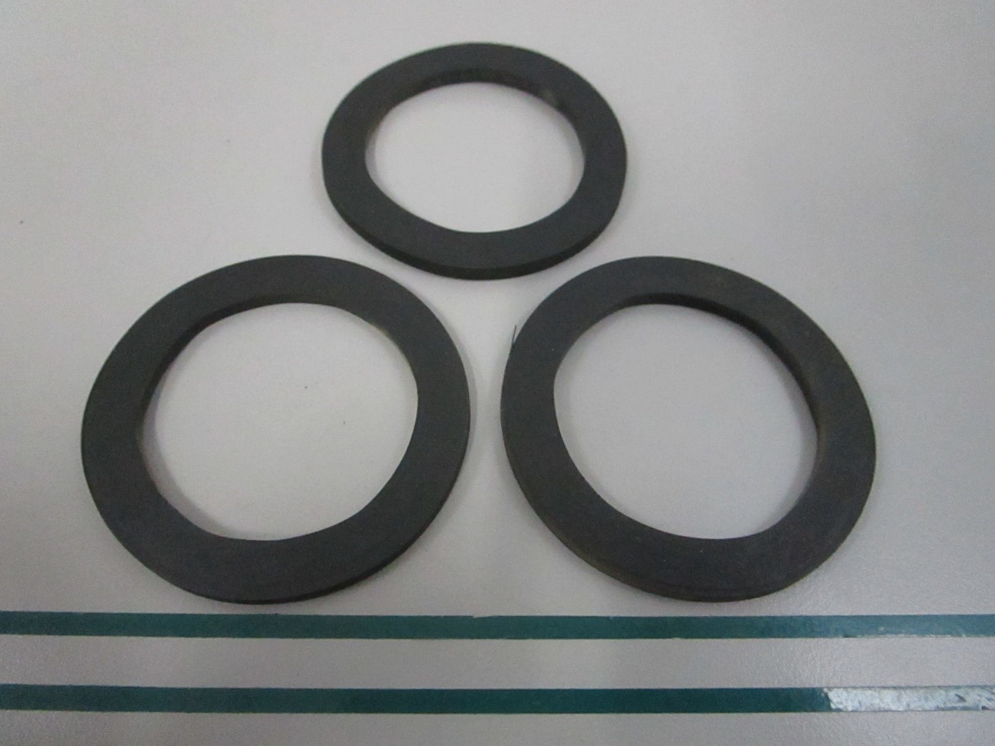 NEW OEM (LOT OF 3) 940046 Volvo Penta Gasket 0810