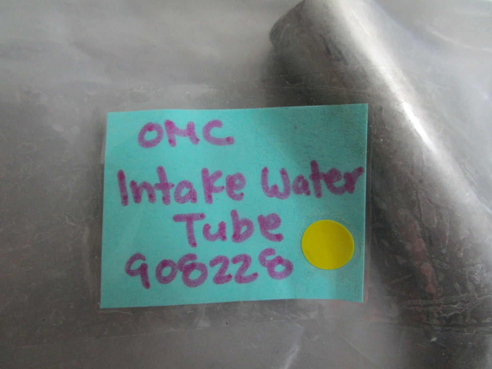 *NEW OEM* 0810 OMC Johnson Evinrude Intake Water Tube 908228 0908228