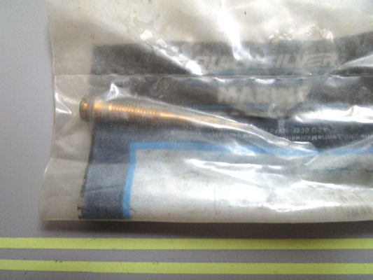 *NEW OEM* 0750 Mercury Quicksilver IDLE SCREW F013946