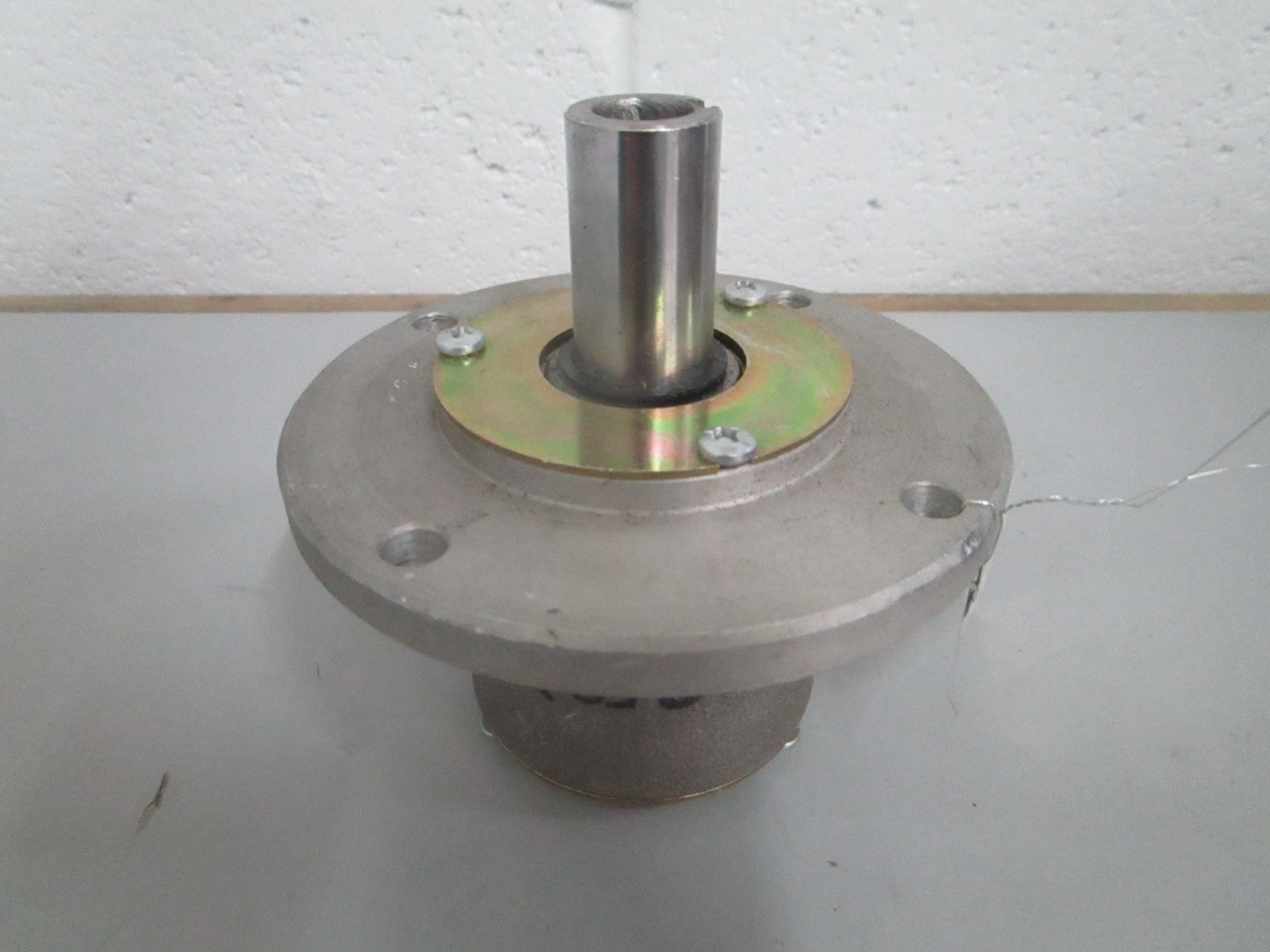 *NEW* 0820 Stens Spindle Assy 285-809 Fits Bobcat