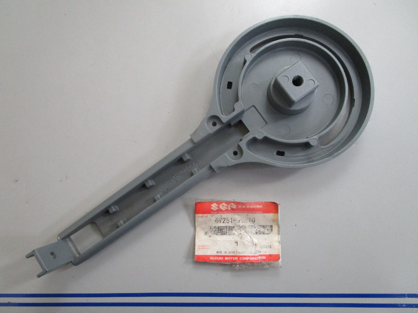 *NEW OEM* 0820 Suzuki Handle Lever 67251-99E10