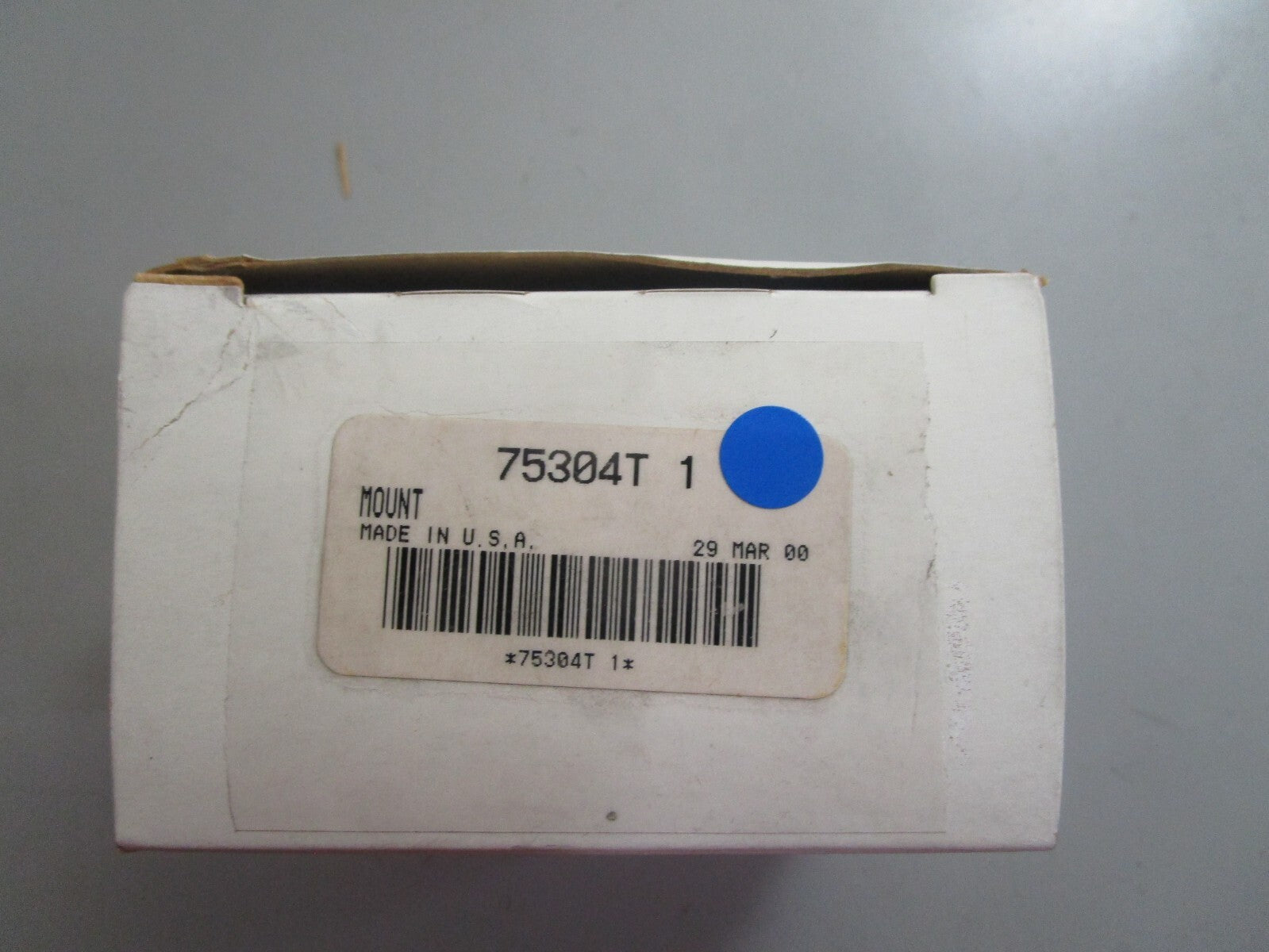 *NEW OEM* 0810 Mercury Quicksilver Mount 75304T 1