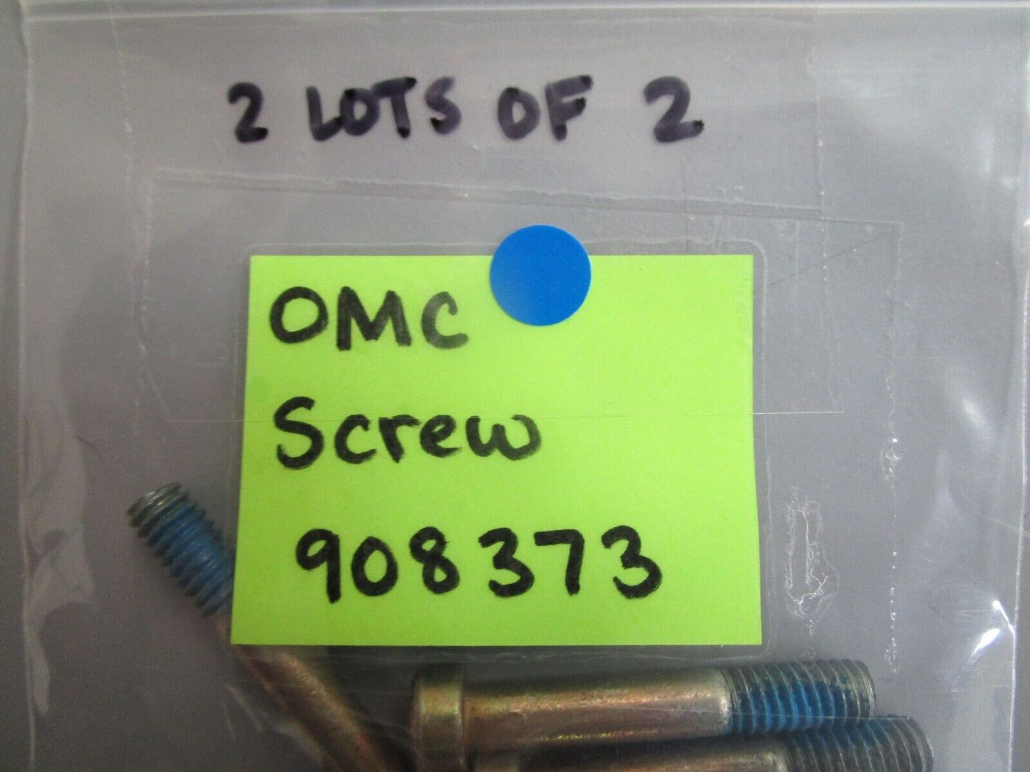 *NEW OEM* (LOT OF 2) 0770 OMC Johnson Evinrude Screw 908373 0908373