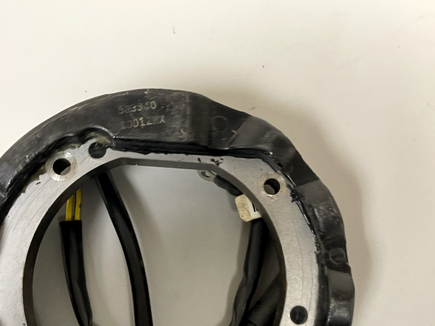 *NEW OEM* 0670 Johnson Evinrude Stator 583340 0583340