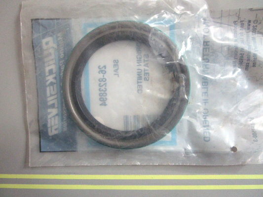 *NEW OEM* 0750 Mercury Quicksilver  SEAL 26-823894