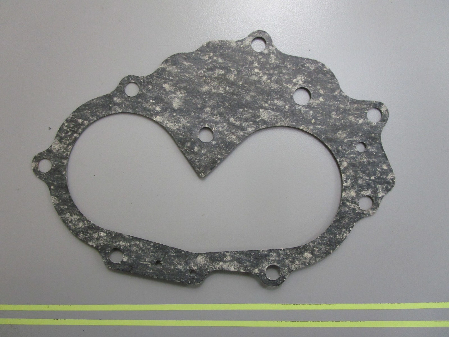 *NEW OEM* 0810 OMC Johnson Evinrude Gasket 552182 0552182
