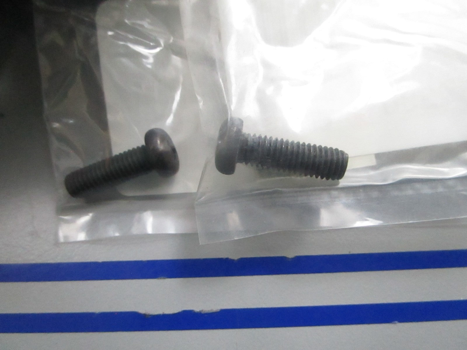 NEW OEM (LOT OF 2) Yamaha 90157-05M19 Pan Head Screw 0810